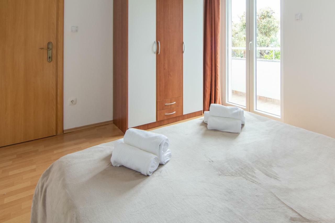 Apartments Villa Korina Бродарица Экстерьер фото