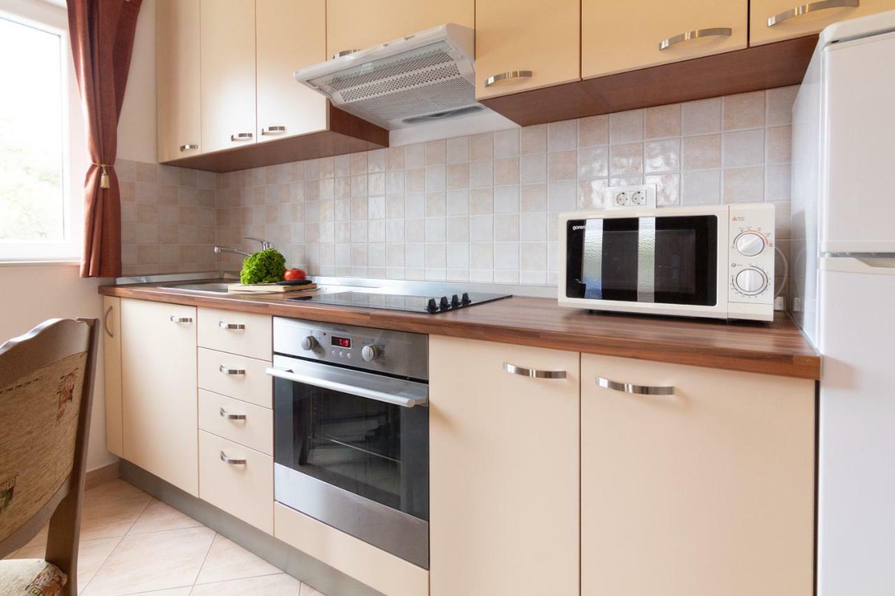 Apartments Villa Korina Бродарица Экстерьер фото